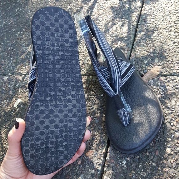 Sanuk | Ankle wrap sandal - Picture 4 of 7